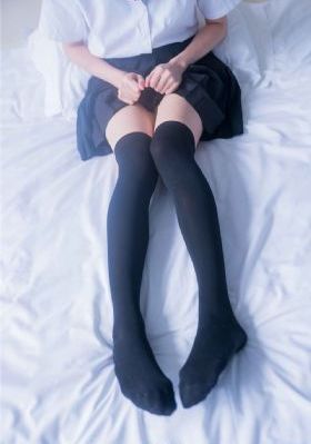 萌白酱粉嫩jk福利视频在线观看