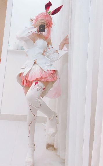 李丽莎顾欣怡