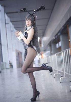 黎小田